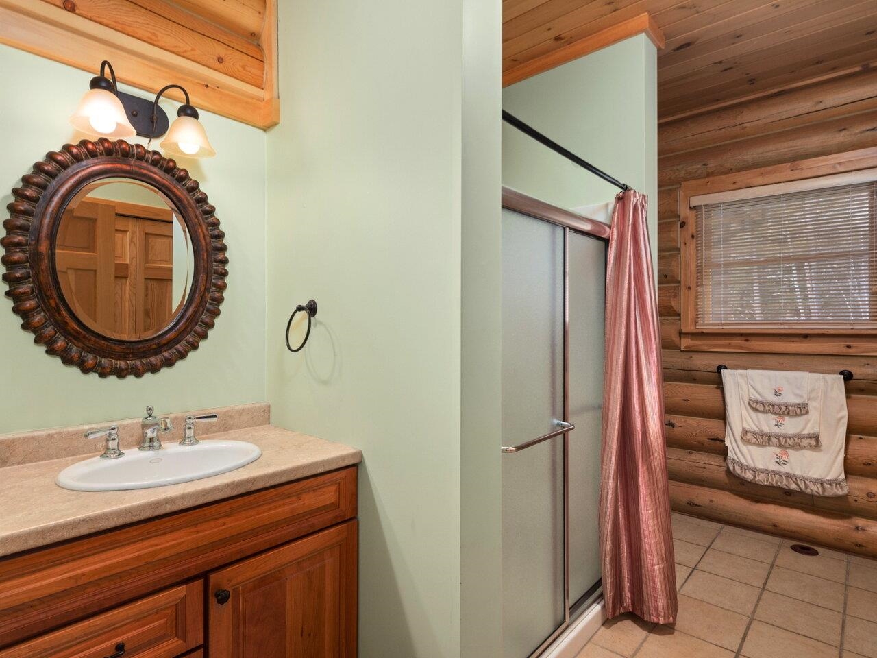 296 West Sleepy Hollow Road Essex, VT 05452 - Photo 19 of 32