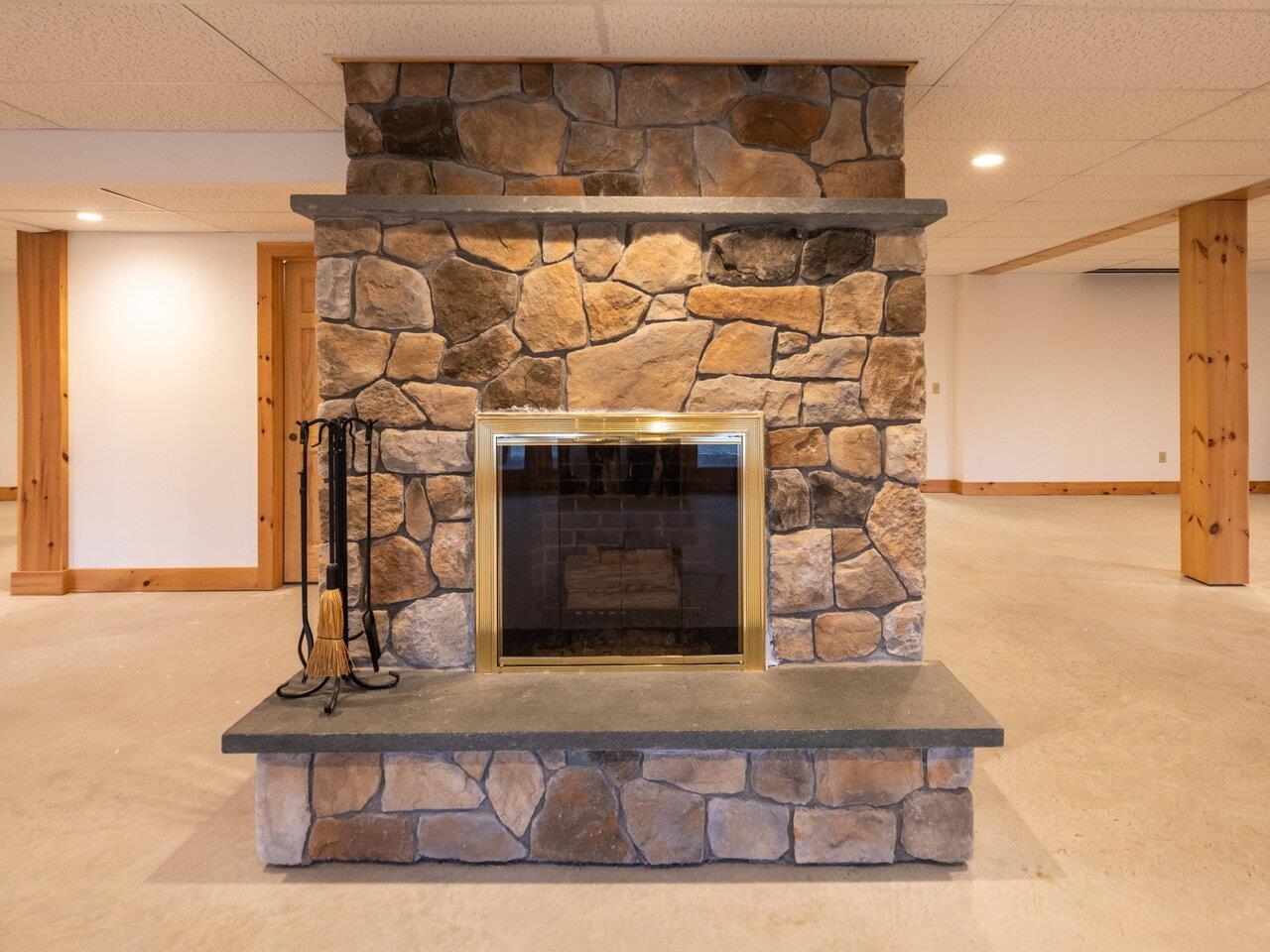 296 West Sleepy Hollow Road Essex, VT 05452 - Photo 21 of 32