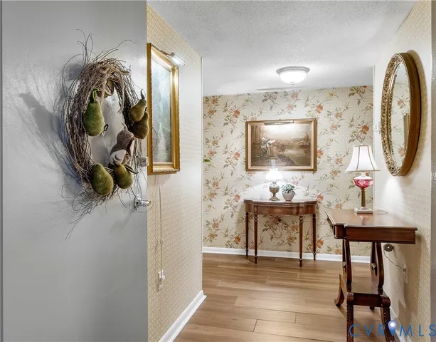 $325,000 | 2956 Hathaway Road, Unit U301, Richmond, VA 23225