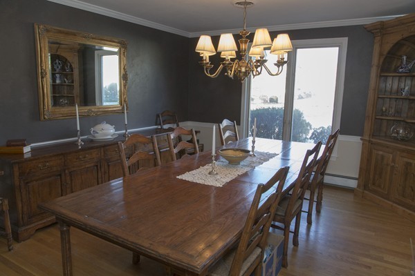 6 Morrill Circle Wellesley, MA 02482 - Photo 9 of 14 Gallery Image 9