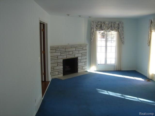 38 Warner Road Grosse Pointe, MI 48236 - Photo 3 of 12 003.jpg