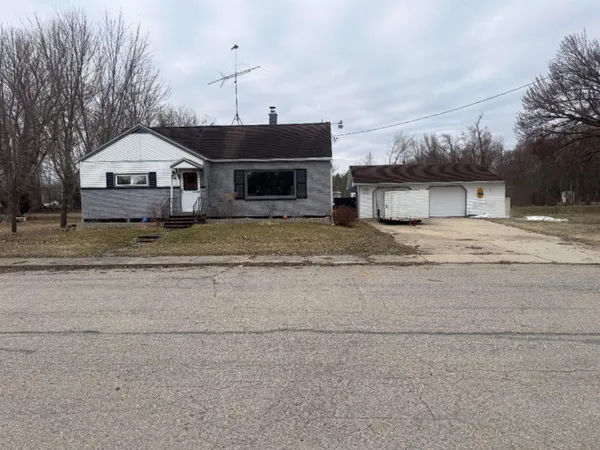 $139,900 | 515 East Groninger Street, Suring, WI 54174