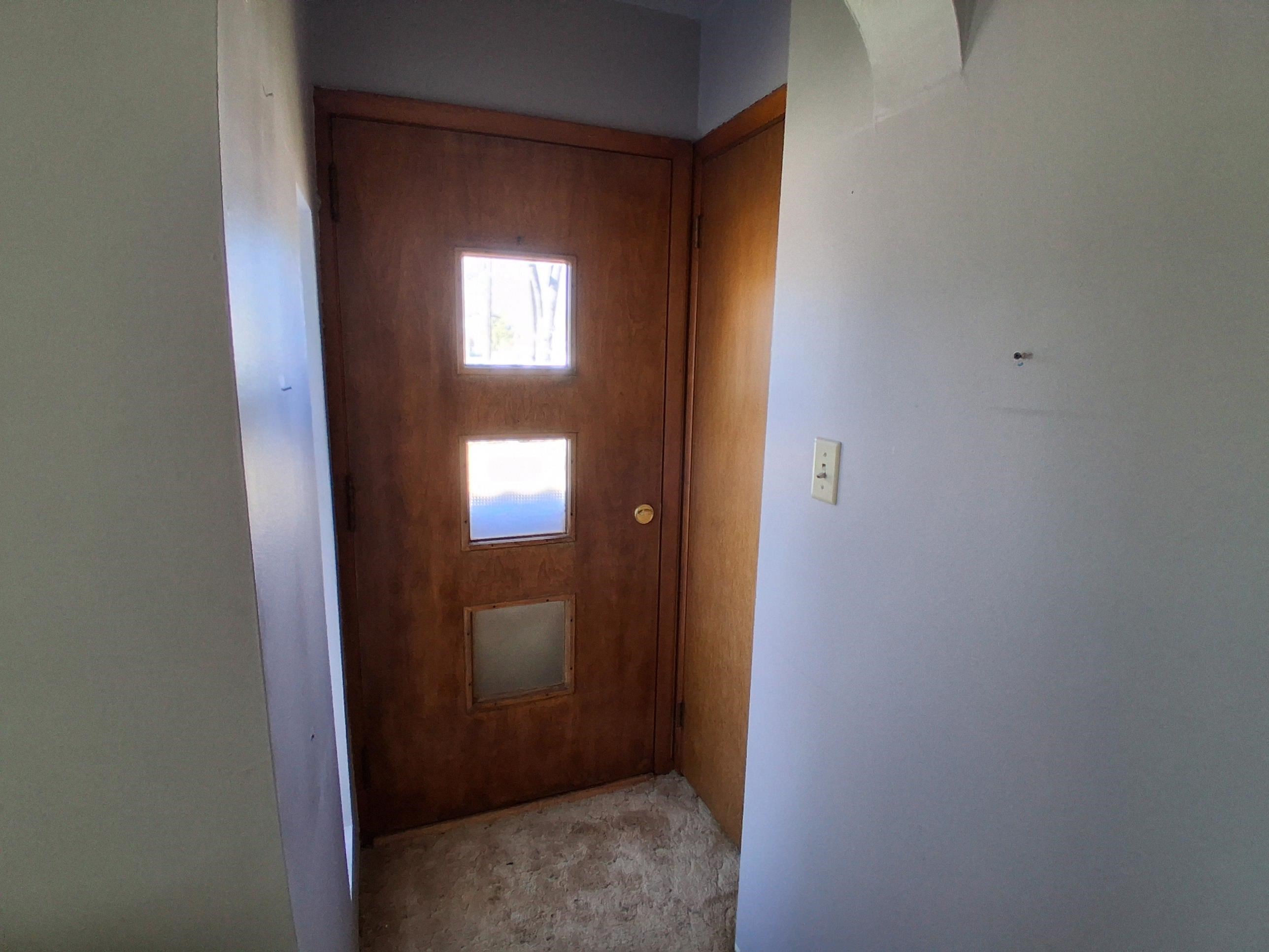 515 East Groninger Street Suring, WI 54174 - Photo 4 of 22