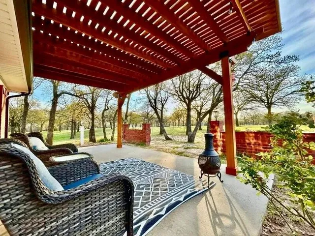 $349,900 | 107 Country Club Drive, Nocona, TX 76255