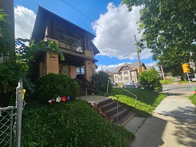 $164,900 | 2677 North 39th Street, Unit 2679, Milwaukee, WI 53210