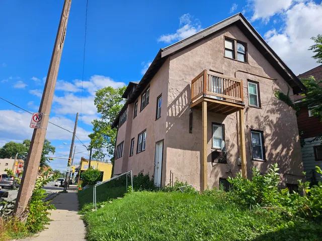 $164,900 | 2677 North 39th Street, Unit 2679, Milwaukee, WI 53210