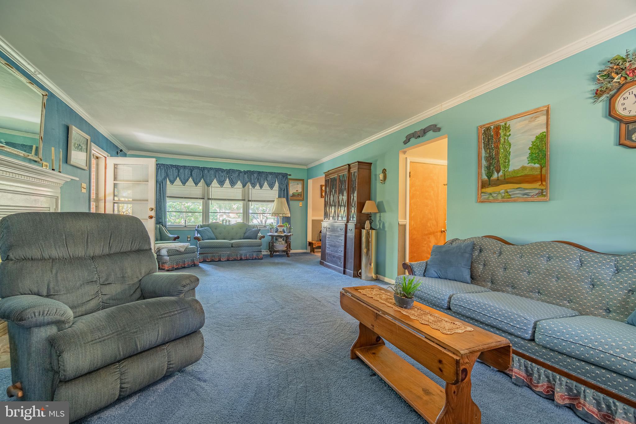 563 South Old Middletown Road Media, PA 19063 - Photo 3 of 31 Family Room