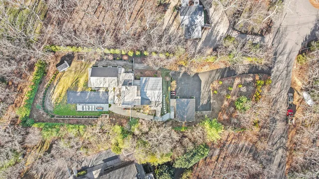 a view of yard with tree s