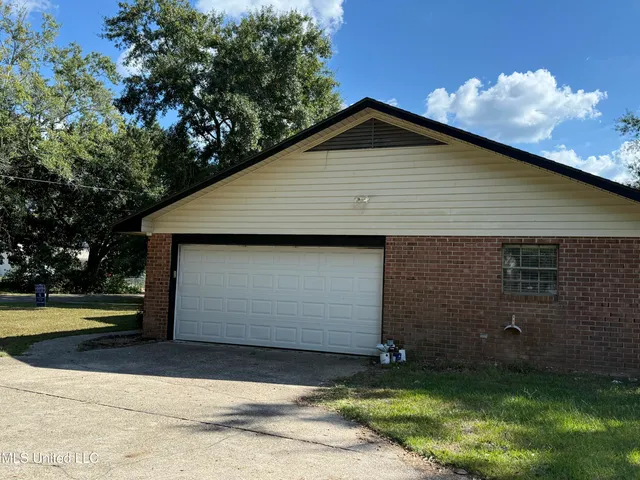 $199,900 | 5319 Gatlin Street, Pascagoula, MS 39567