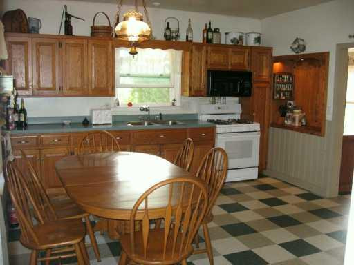 4406 Oakley Road Stockbridge, MI 49285 - Photo 2 of 8 Photo 2