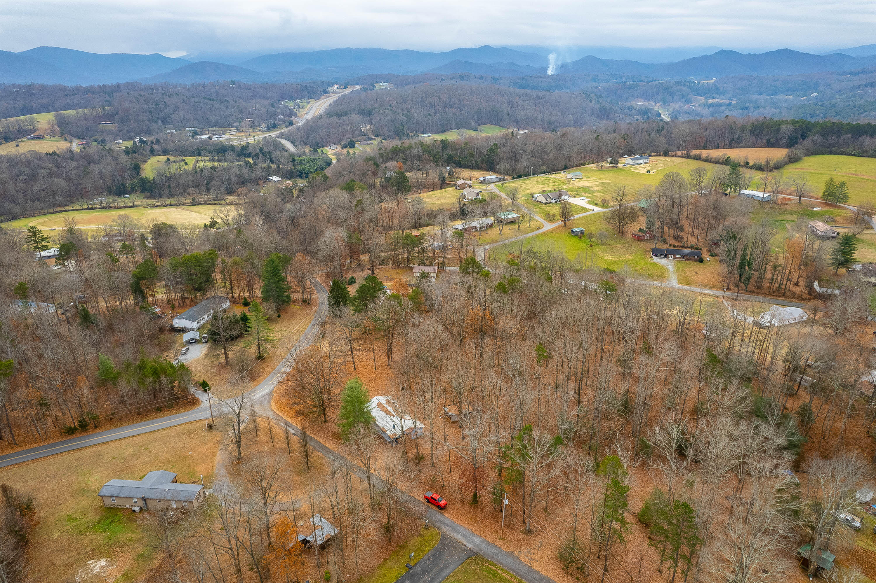 255 Sea Road Newport, TN 37821 - Photo 28 of 37 255 Sea Way