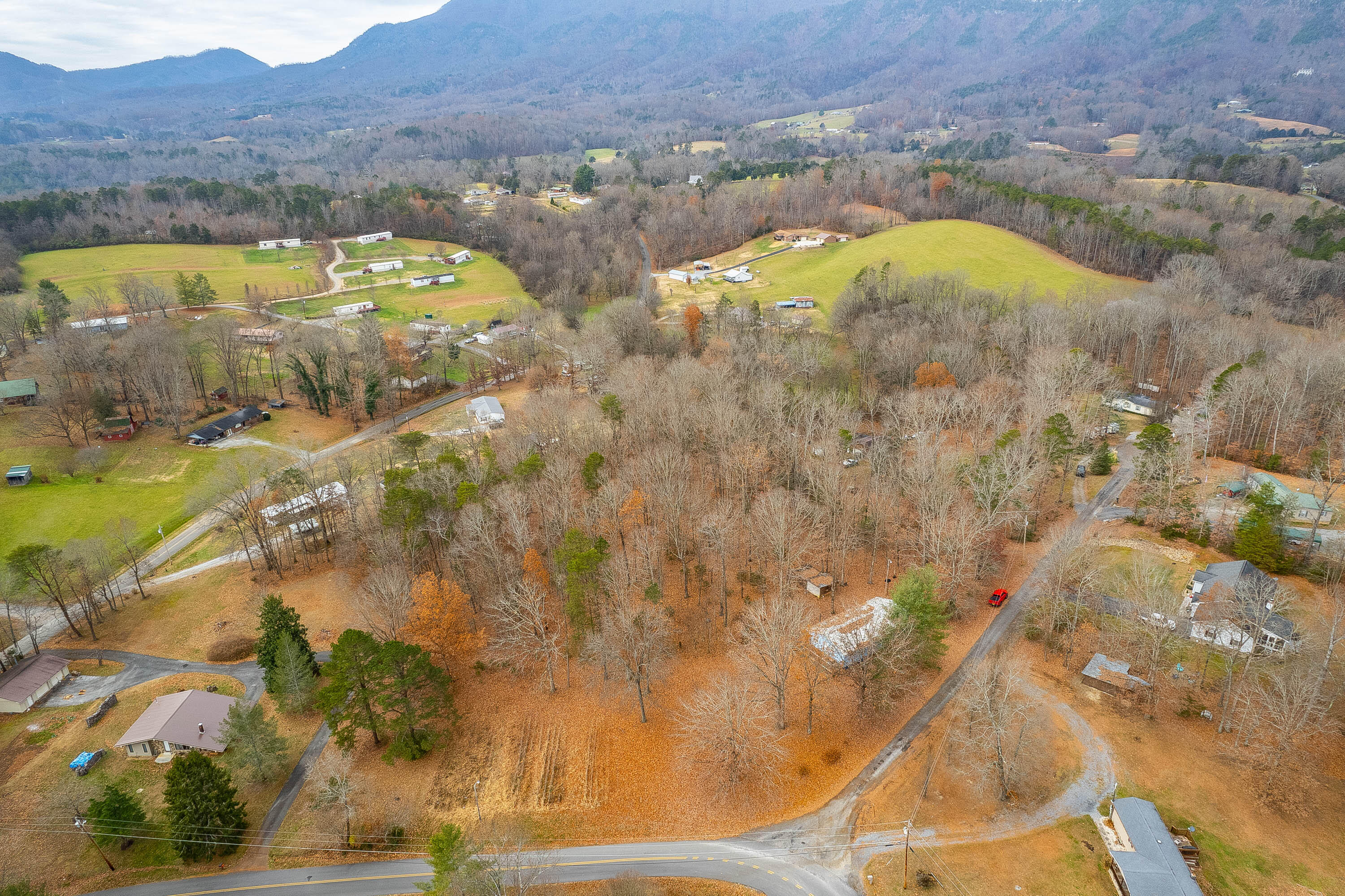 255 Sea Road Newport, TN 37821 - Photo 31 of 37 255 Sea Way-4