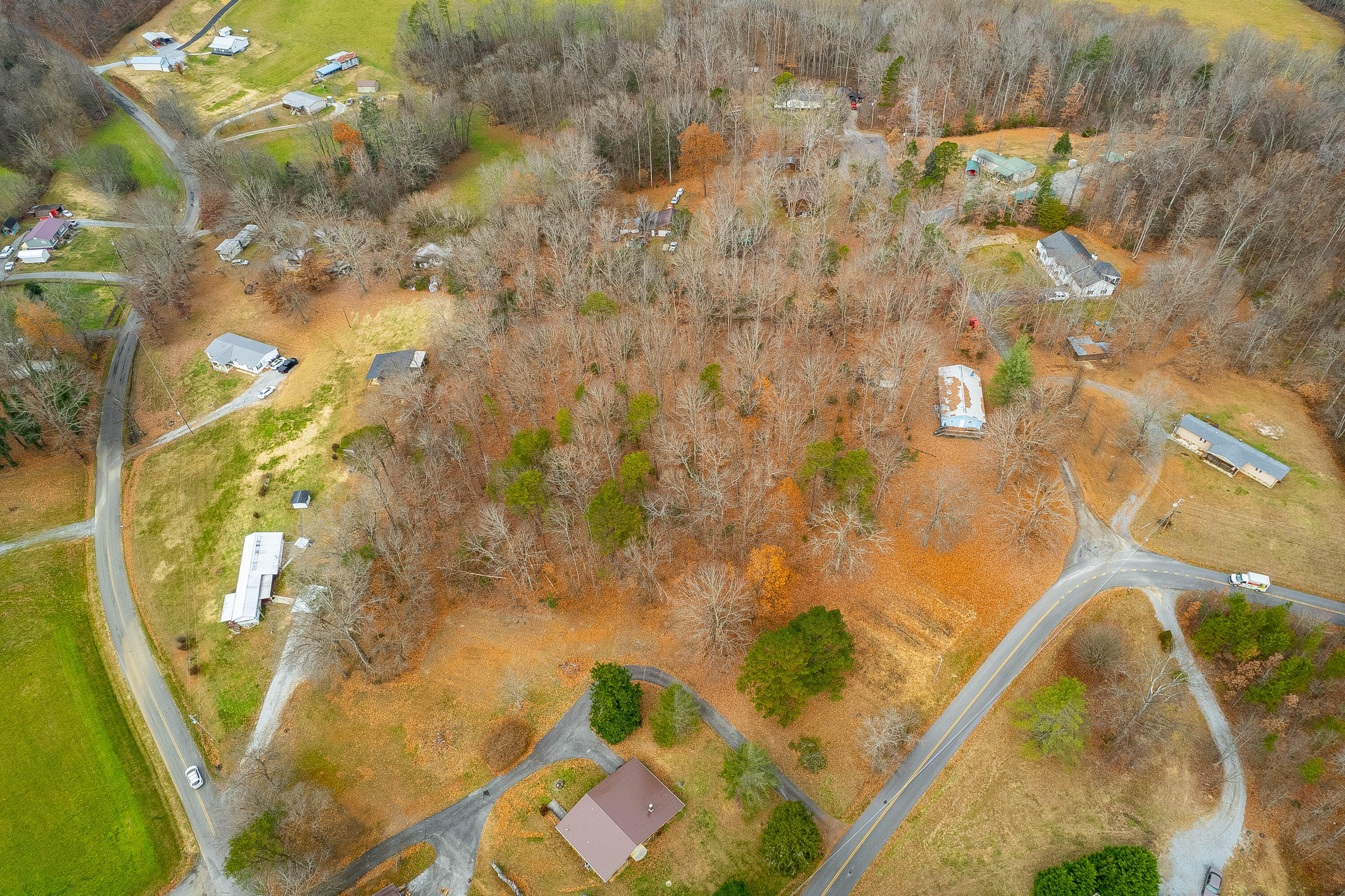 255 Sea Road Newport, TN 37821 - Photo 36 of 37 255 Sea Way-9