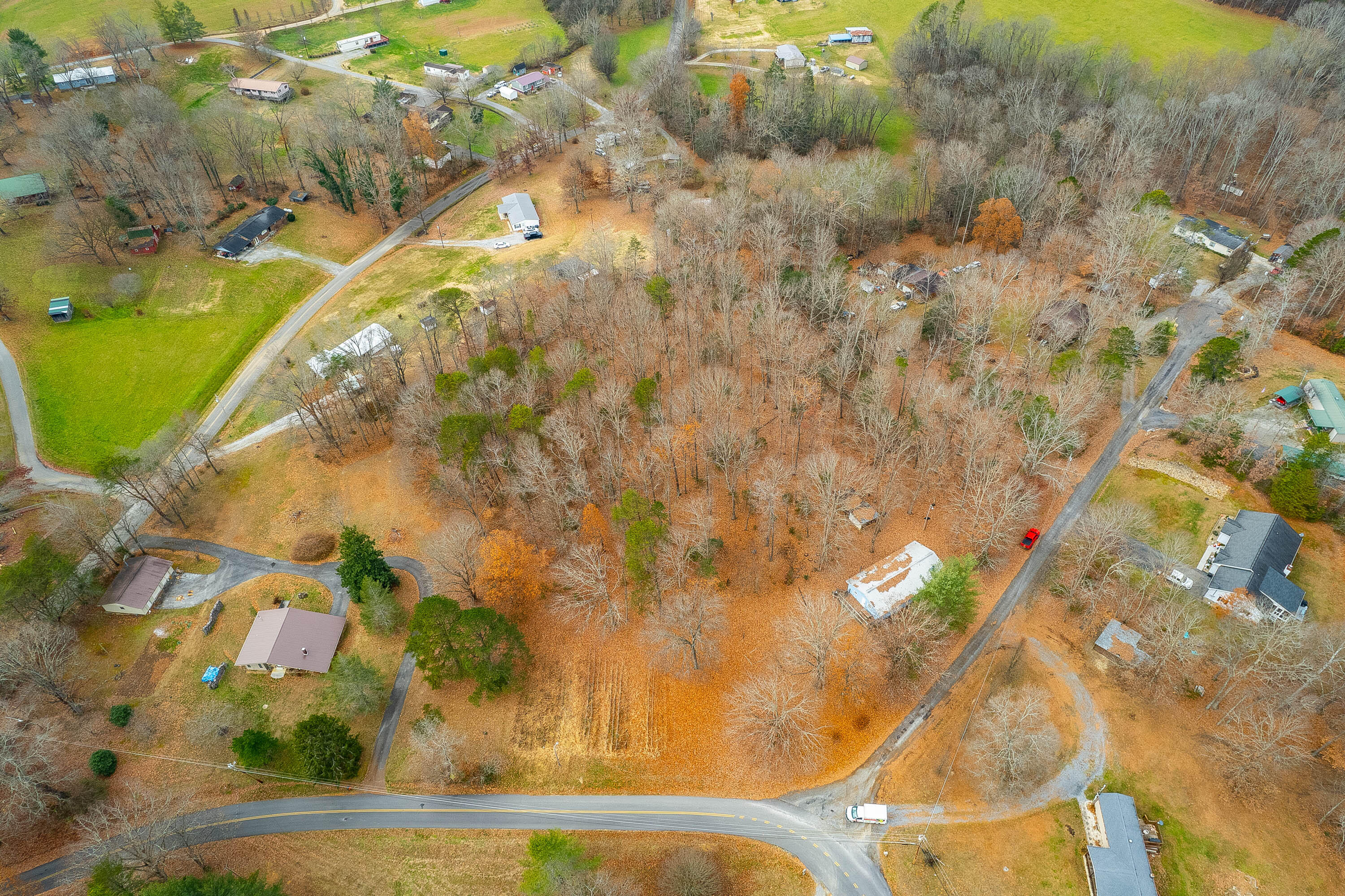 255 Sea Road Newport, TN 37821 - Photo 37 of 37 255 Sea Way-10