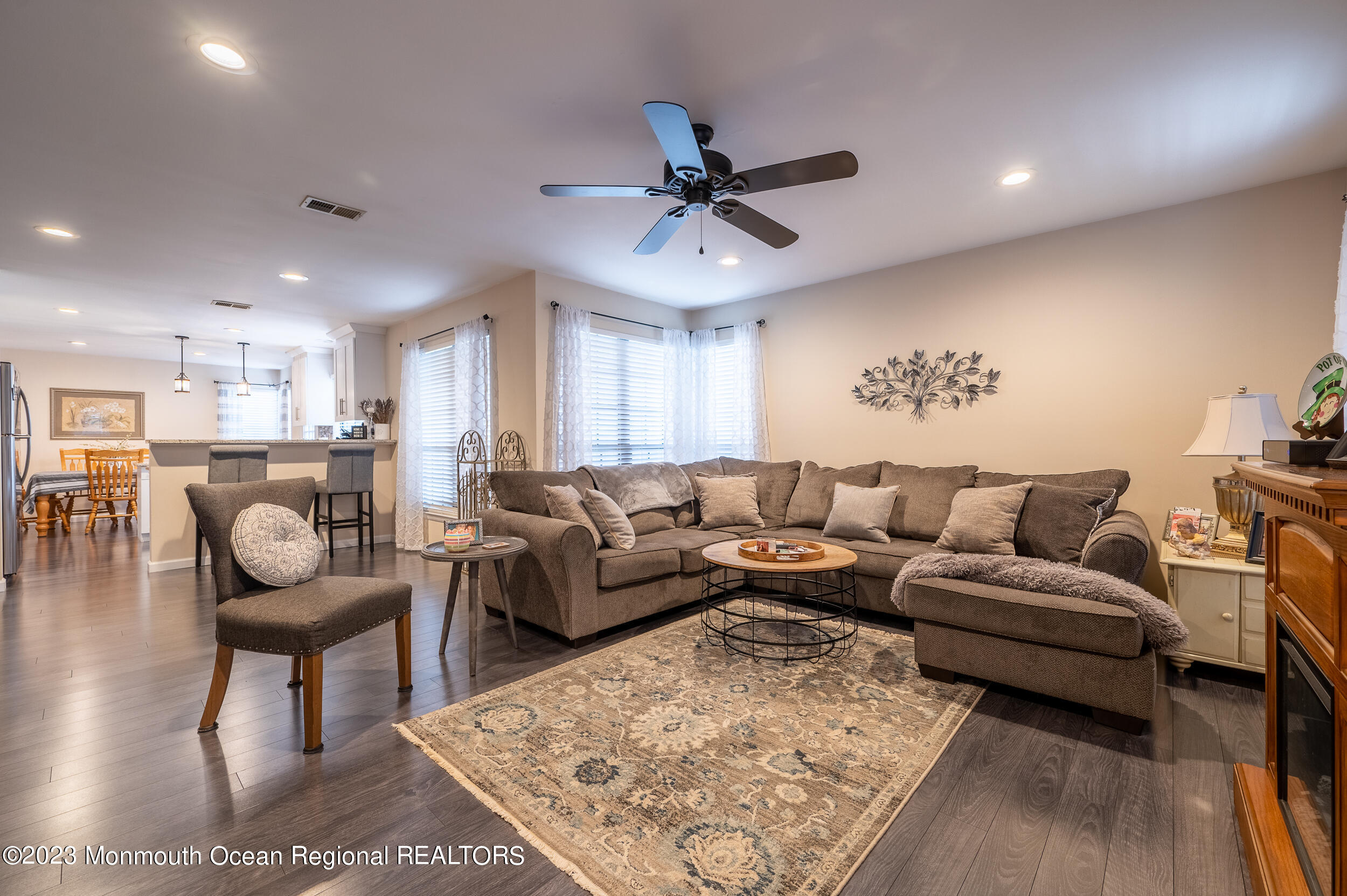 16 Red Hill Road Manchester Township, NJ 08759 - Photo 12 of 26 Living 2