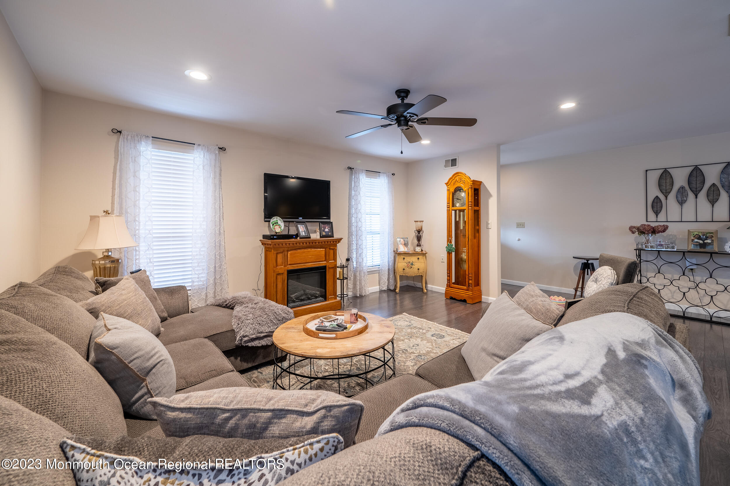 16 Red Hill Road Manchester Township, NJ 08759 - Photo 16 of 26 Living 4