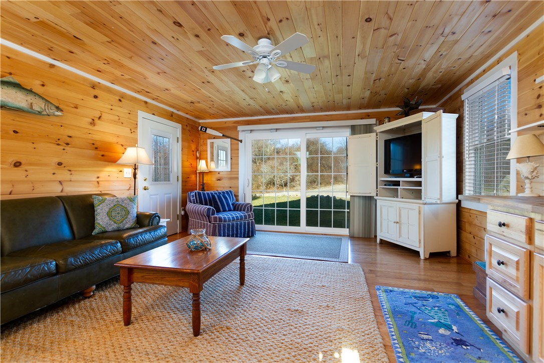 1507 West Side Road Block Island, RI 02807 - Photo 32 of 40 Living area in guest cottage!