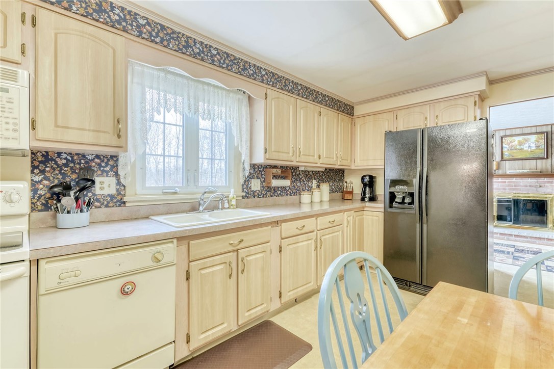 6930 Lakeside Road Ontario, NY 14519 - Photo 13 of 40 Newer Window over the kitchen sink overlooking the