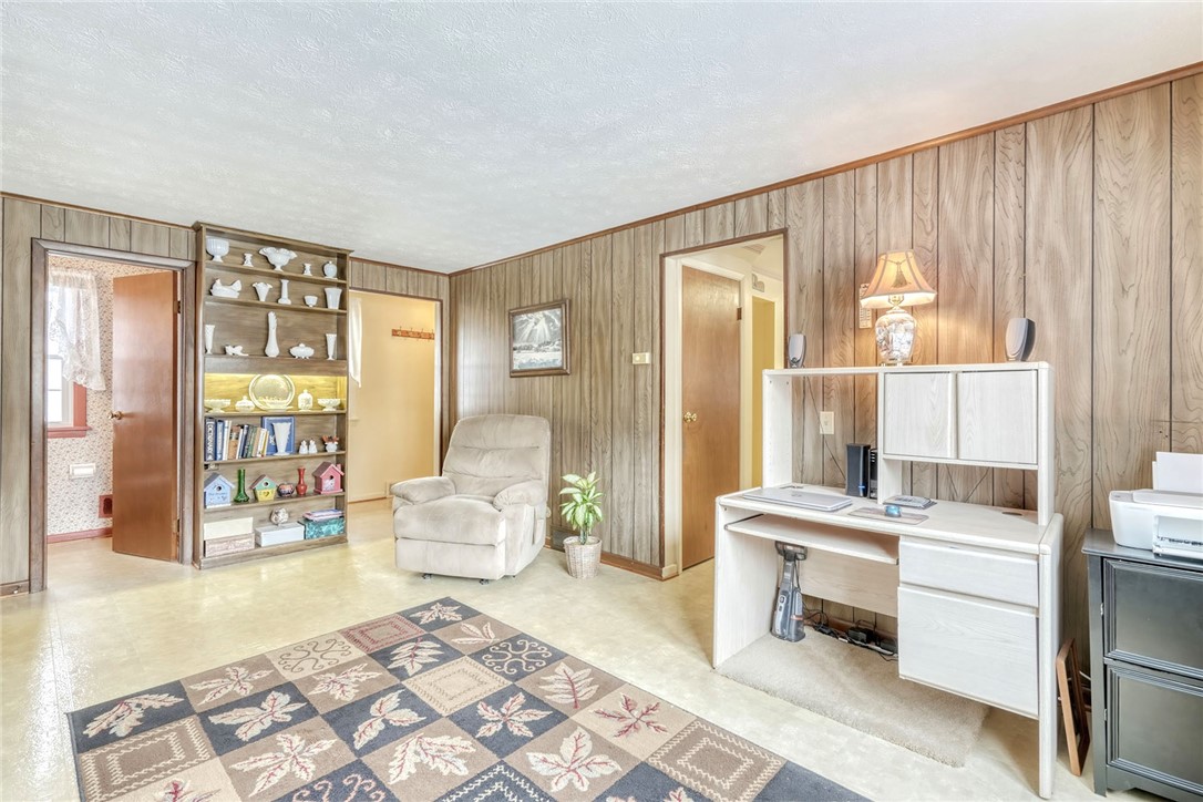 6930 Lakeside Road Ontario, NY 14519 - Photo 17 of 40