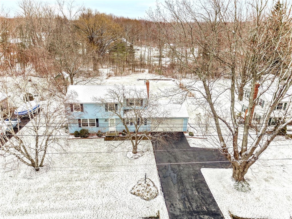 6930 Lakeside Road Ontario, NY 14519 - Photo 2 of 40