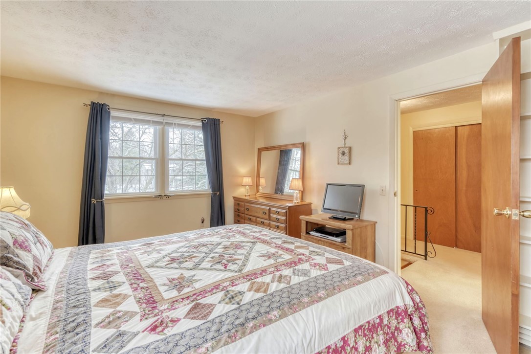 6930 Lakeside Road Ontario, NY 14519 - Photo 23 of 40