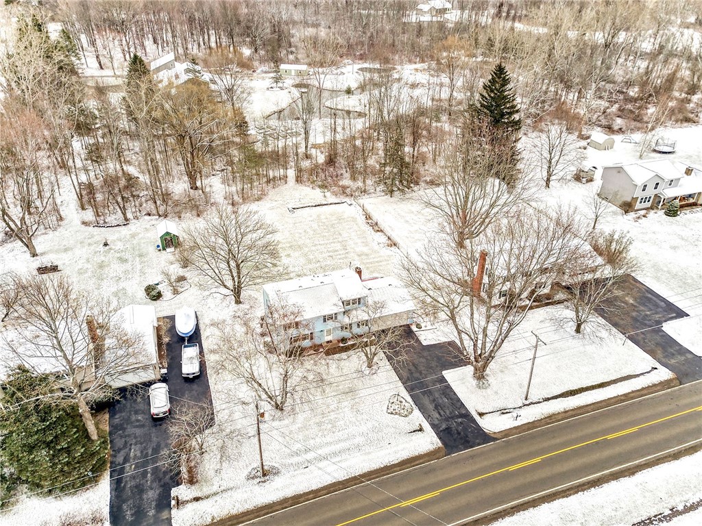 6930 Lakeside Road Ontario, NY 14519 - Photo 3 of 40