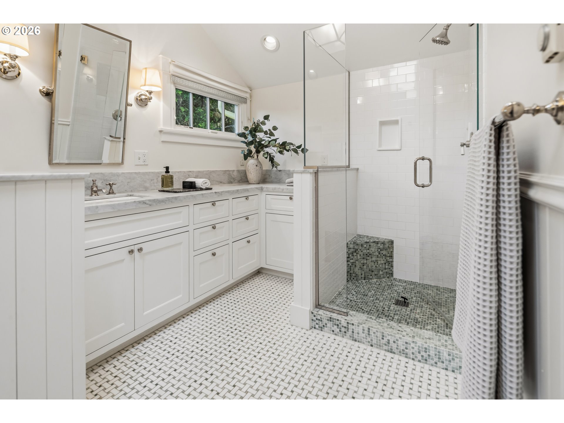11445 South Riverwood Road Portland, OR 97219 - Photo 28 of 48 Gallery Image 28