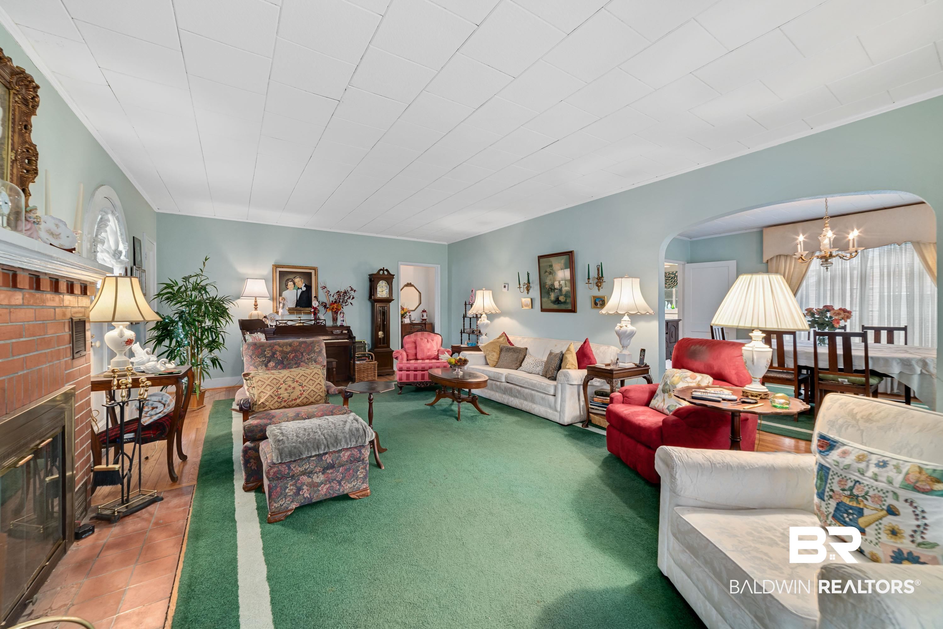 516 West Laurel Avenue Foley, AL 36535 - Photo 18 of 44