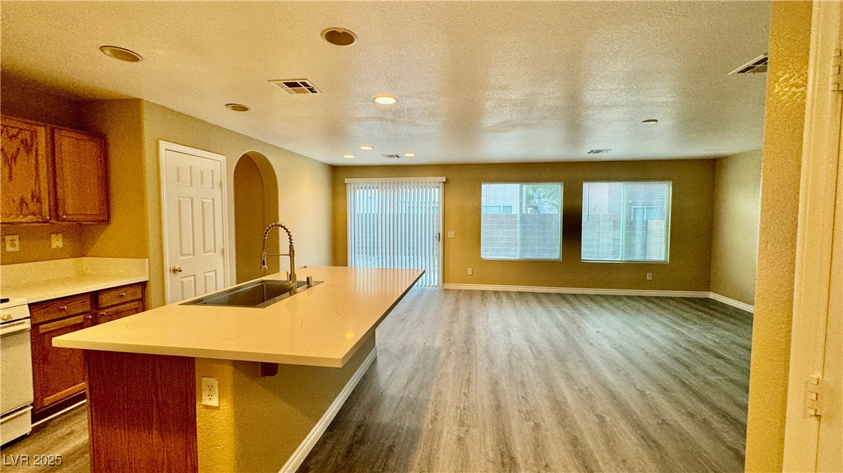 804 Seneca Heights Avenue North Las Vegas, NV 89081 - Photo 3 of 21