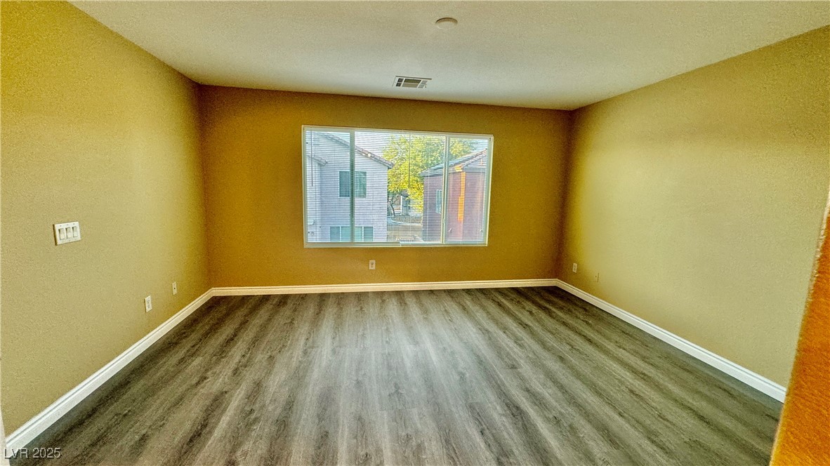 804 Seneca Heights Avenue North Las Vegas, NV 89081 - Photo 10 of 21