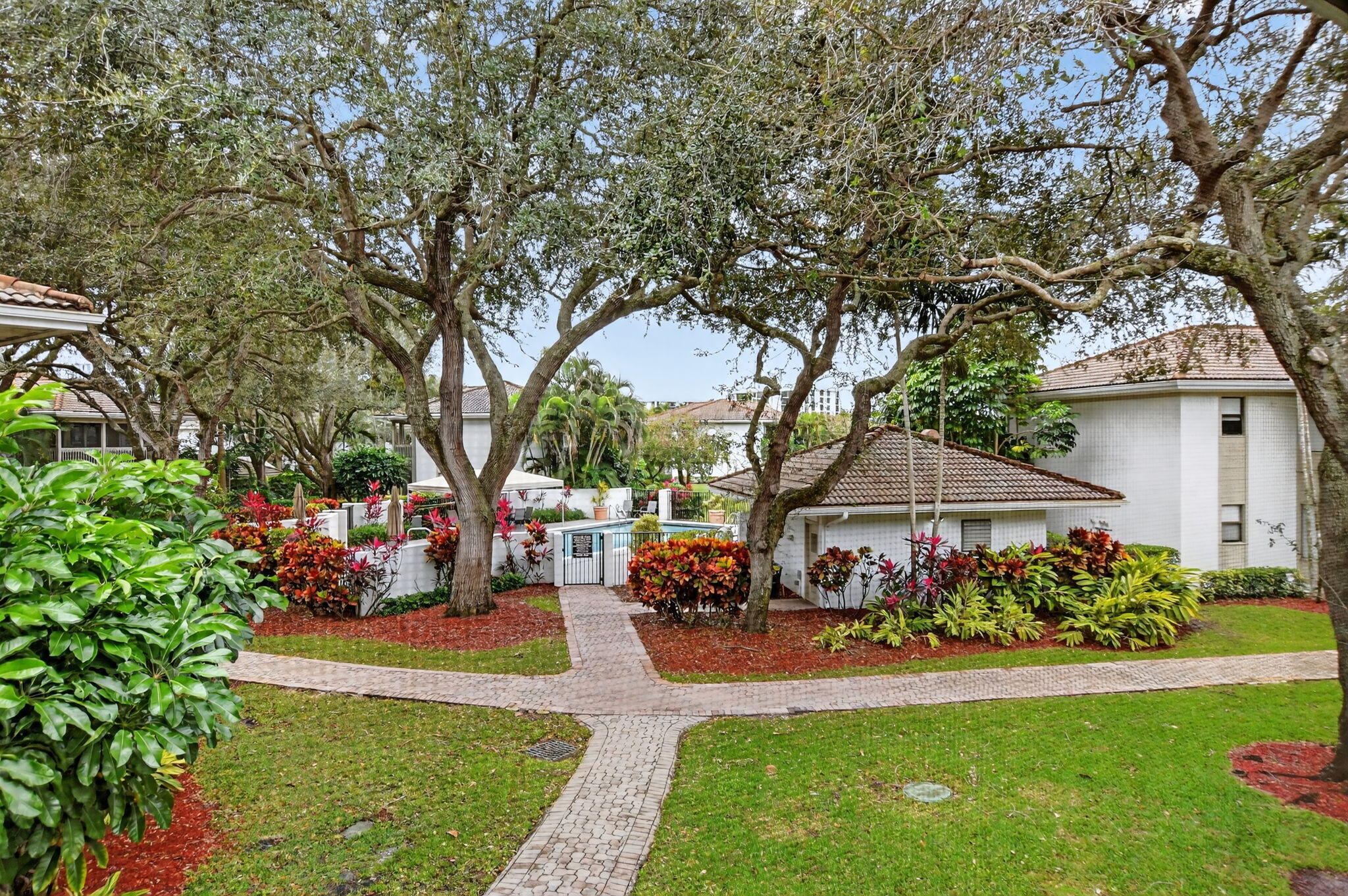 19885 Boca W Drive, Unit 3232 Boca Raton, FL 33434 - Photo 22 of 37 32-web-or-mls-DSC_1383