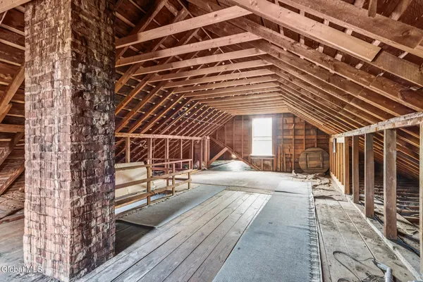 $649,000 | 171 Highway 30, Gilboa, NY 12076