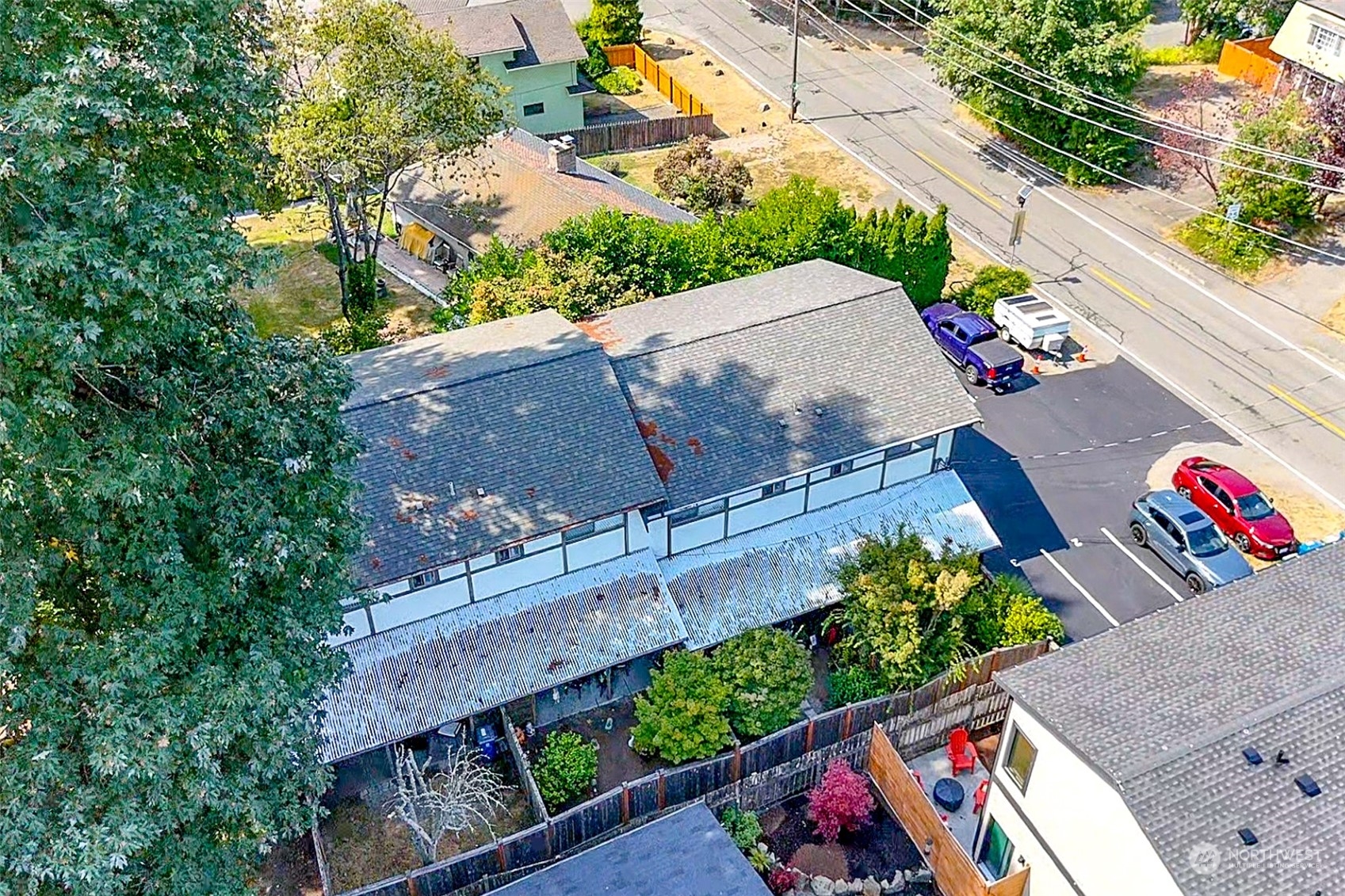 7614 206th Street Southwest Edmonds, WA 98026 - Photo 6 of 14 Gallery Image 6