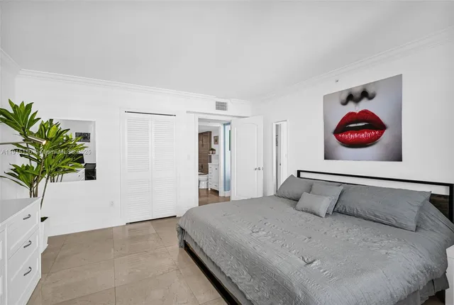 $869,000 | 1155 Brickell Bay Drive, Unit 2004, Miami, FL 33131