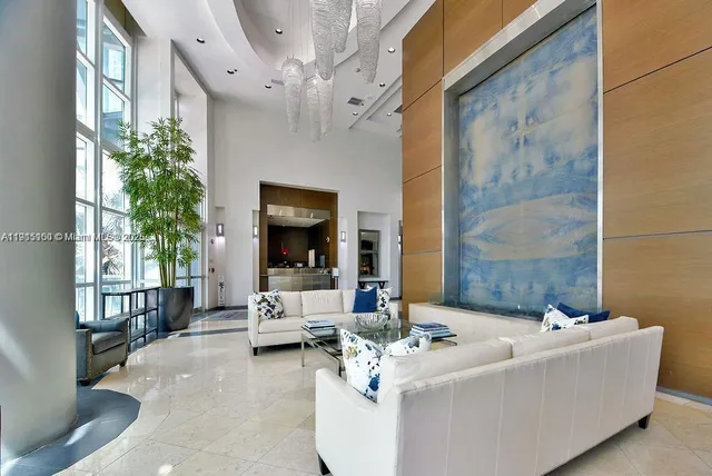 $869,000 | 1155 Brickell Bay Drive, Unit 2004, Miami, FL 33131