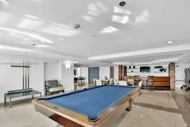 $869,000 | 1155 Brickell Bay Drive, Unit 2004, Miami, FL 33131