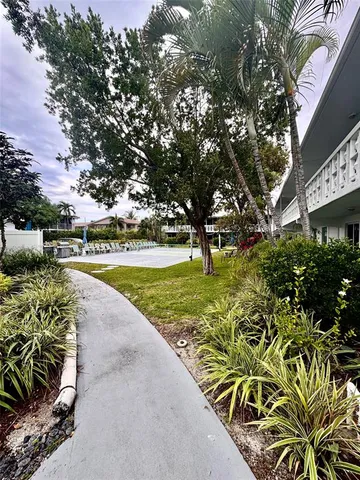 $229,000 | 2151 Northeast 42nd Court, Unit 237, Lighthouse Point, FL 33064