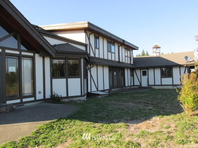 10620 Case Road Southwest Olympia, WA 98512 - Photo 3 of 24 Gallery Image 3