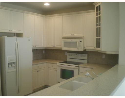 539 Mulberry Grove Road Royal Palm Beach, FL 33411 - Photo 2 of 16 Kitchen