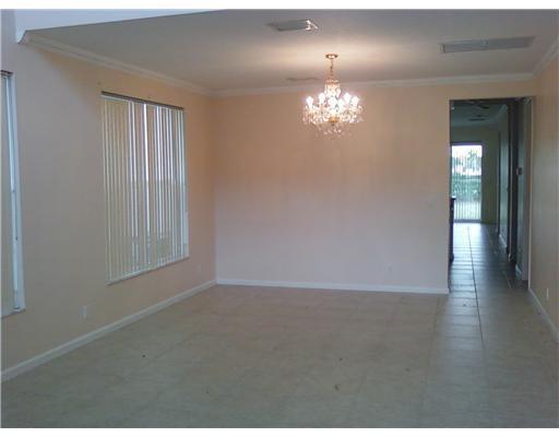 539 Mulberry Grove Road Royal Palm Beach, FL 33411 - Photo 5 of 16 Formal Living / Dining