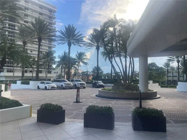 $18,500 | 9601 Collins Avenue, Unit 1206, Bal Harbour, FL 33154