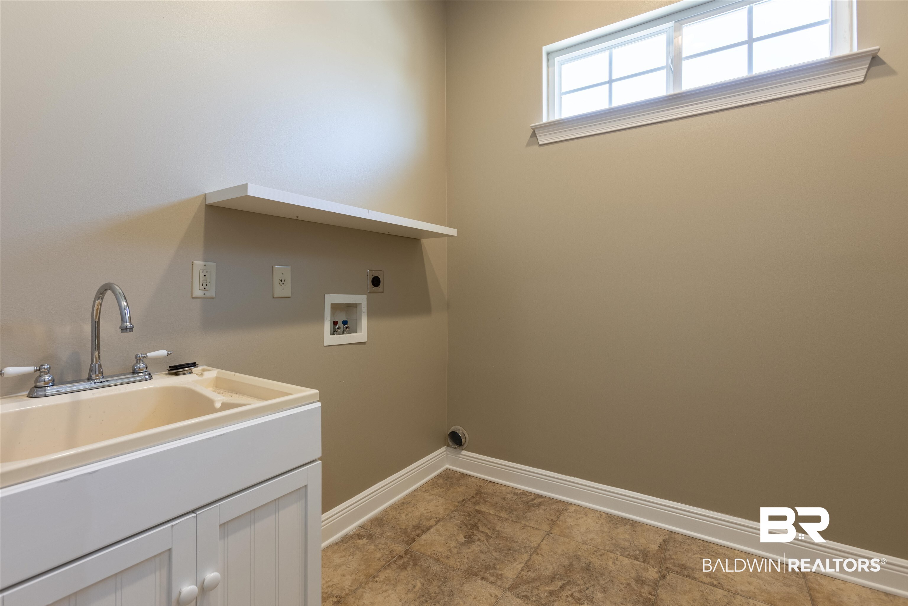 32355 River Road Orange Beach, AL 36561 - Photo 74 of 89 Gallery Image 74