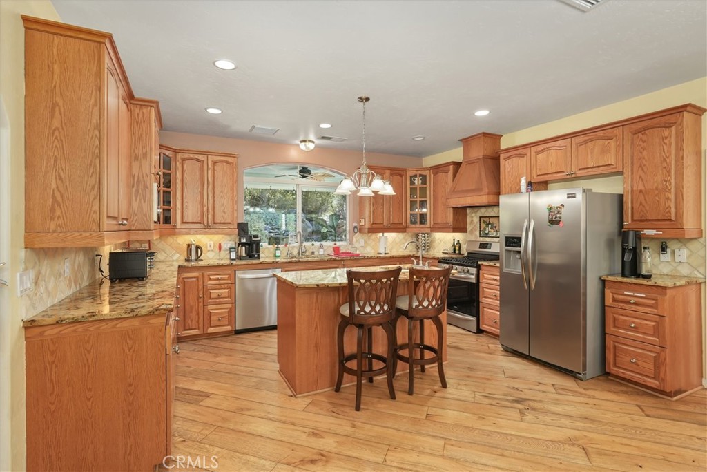 39367 Pine Ridge Road Oakhurst, CA 93644 - Photo 3 of 45
