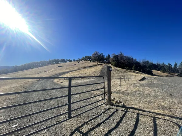 $180,000 | 1281 Fs 6e27 Road, Zenia, CA 95595