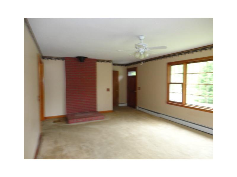 79 Linscott Road Jefferson, ME 04348 - Photo 18 of 19 Living Room.
