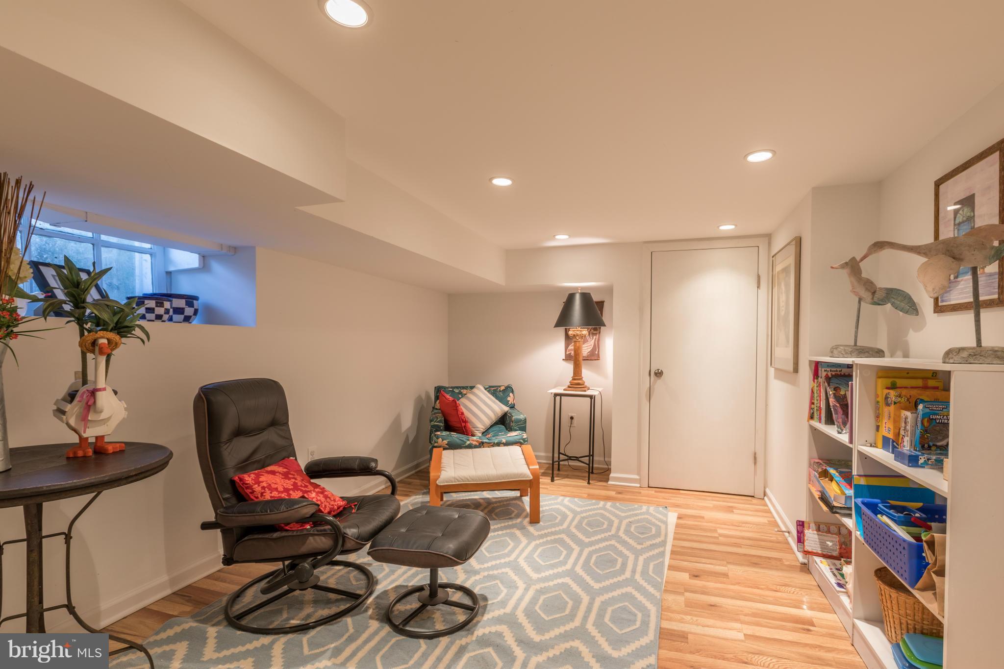 305 East Highfield Road Baltimore, MD 21218 - Photo 15 of 30 Recreation Room