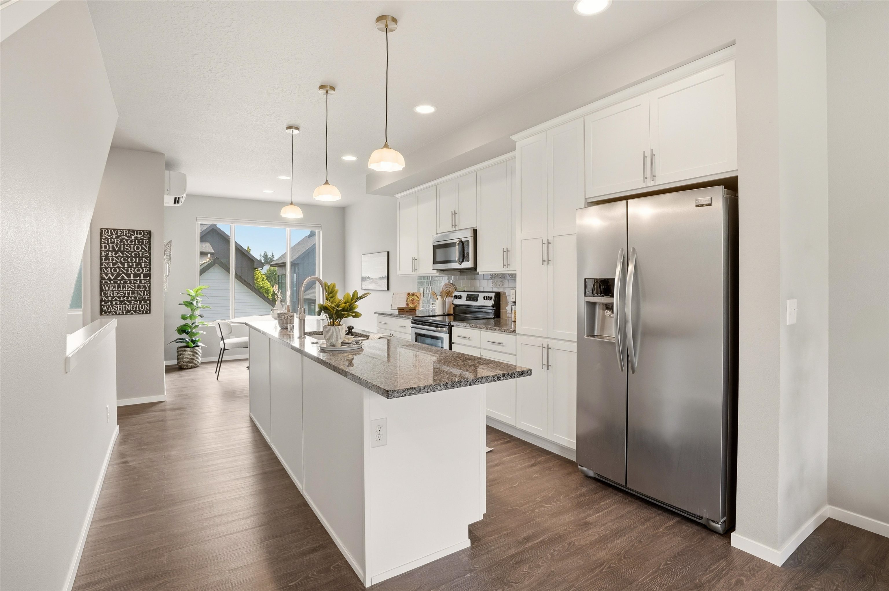 2411 West Bridge Avenue Spokane, WA 99201 - Photo 11 of 42