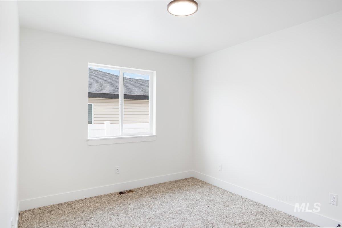 921 East 23rd Avenue Jerome, ID 83338 - Photo 14 of 21
