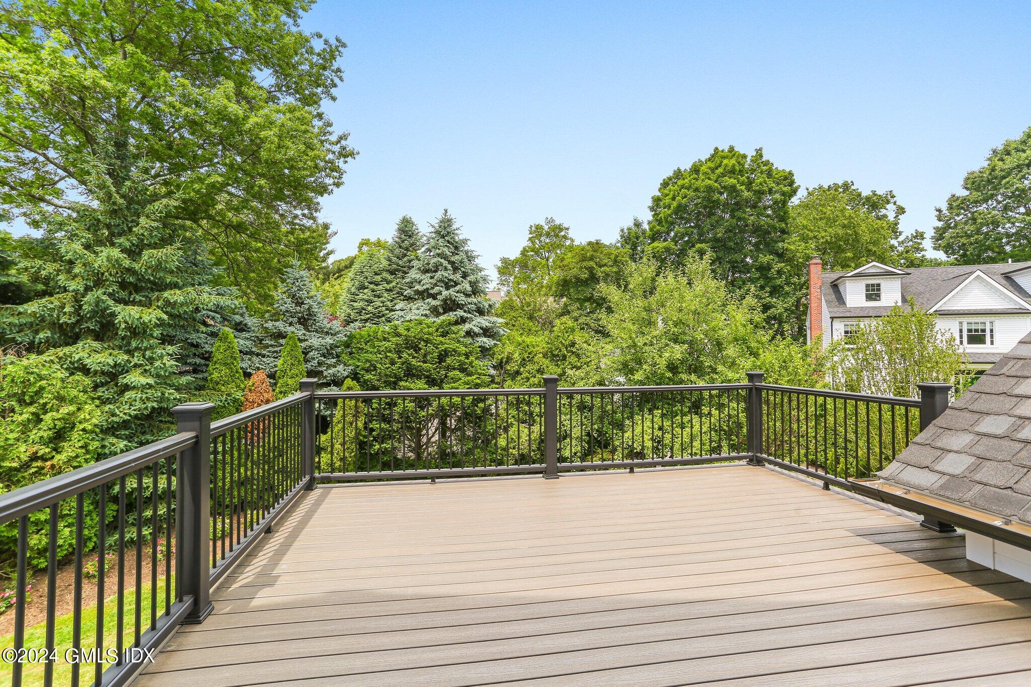 97 Lockwood Road Riverside, CT 06878 - Photo 23 of 59 74-web-or-mls-97-lockwood-rd