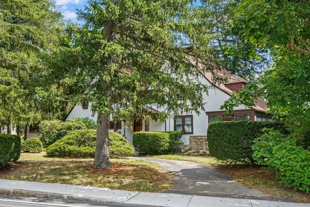 $1,295,000 | 570 Washington Street, Dedham, MA 02026